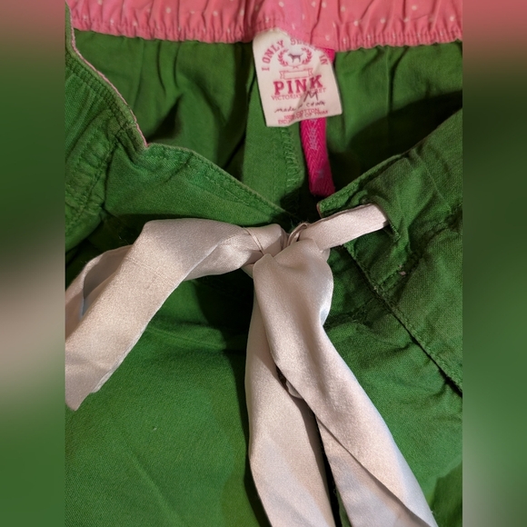 PINK Victoria's Secret Green and Pink Buttons That Are Darling.. - Picture 2 of 2